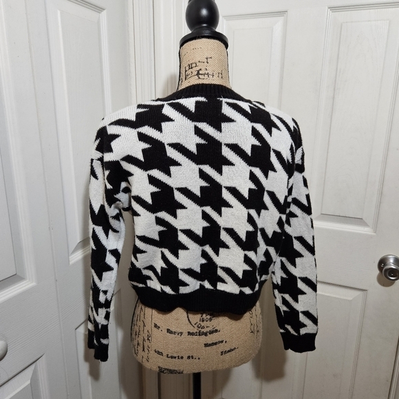 Girls Self Esteem Black and White Print Sweater Size 16 - Picture 4 of 11